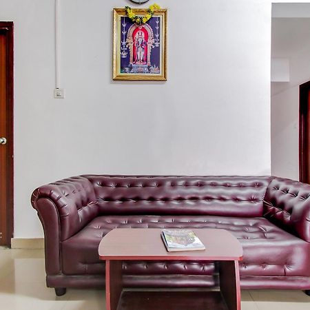 Capital O New Paradise Inn Irugur Luaran gambar
